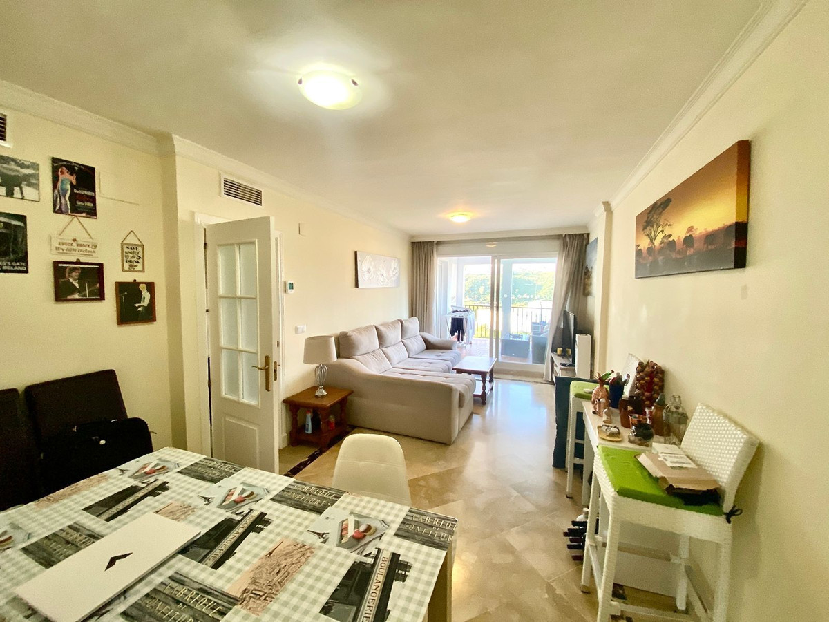 86a811df56f42644951d966a2c2ac125 - 10