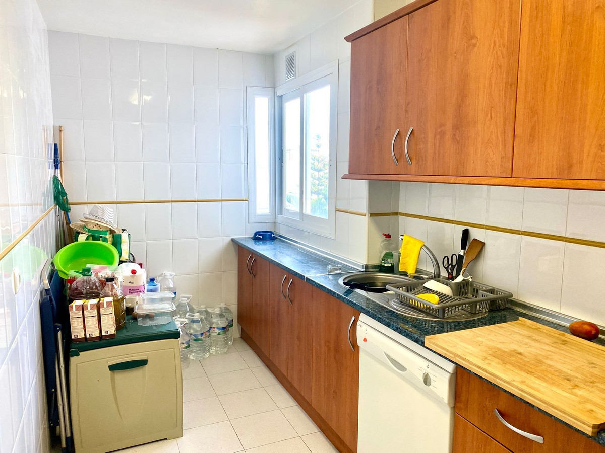 86a811df56f42644951d966a2c2ac125 - 11