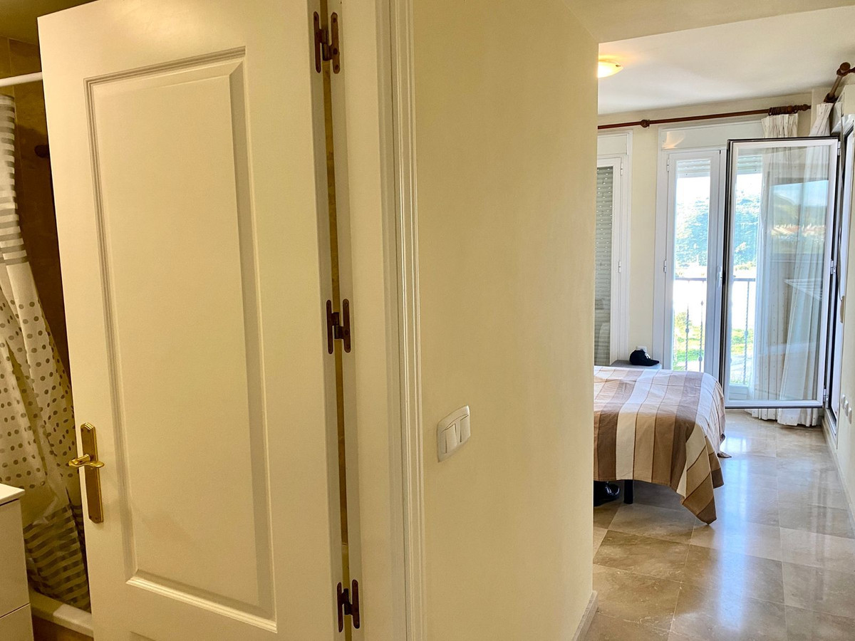 86a811df56f42644951d966a2c2ac125 - 13