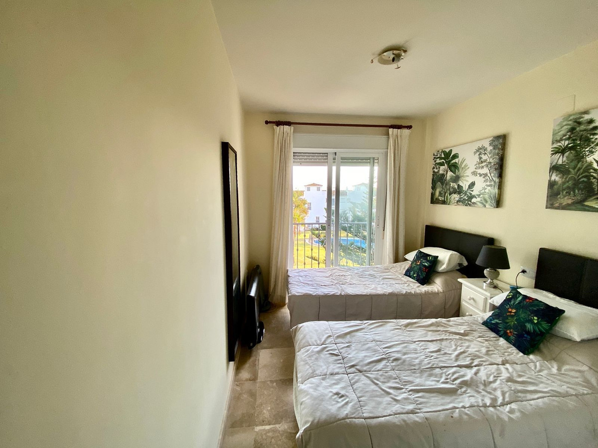 86a811df56f42644951d966a2c2ac125 - 16