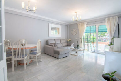 86c07e70764e4e3da2a6755d9e15e23e - 1