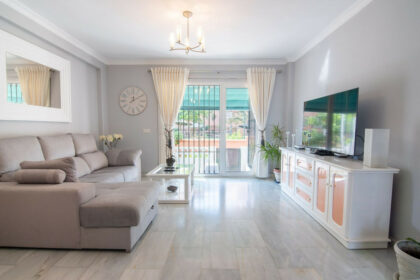 86c07e70764e4e3da2a6755d9e15e23e - 11