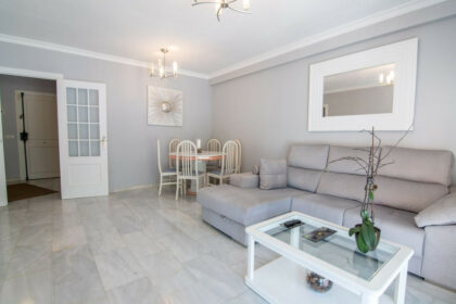 86c07e70764e4e3da2a6755d9e15e23e - 12