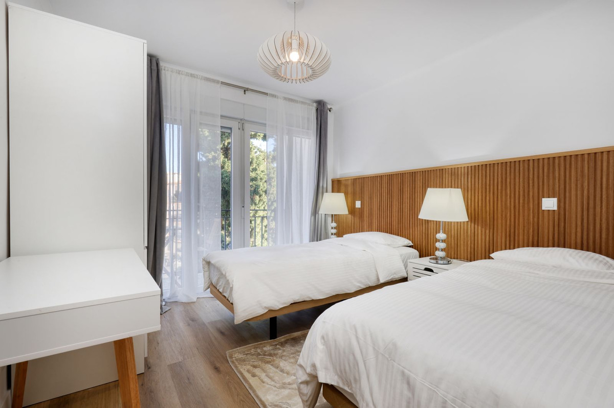 86cadffca5b2938b8f9d46c3fc44bda6 - 14