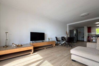 86f034c9e4b1a64e3ba51ad96fd48c61 - 13