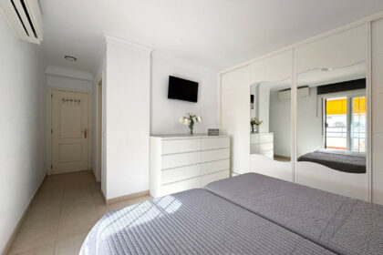 86f034c9e4b1a64e3ba51ad96fd48c61 - 19