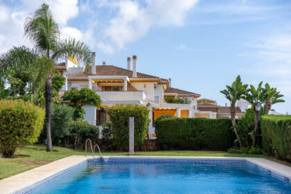 86f034c9e4b1a64e3ba51ad96fd48c61 - 22