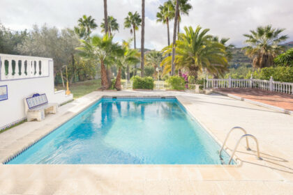 872084318b6317dae1ea331e43cc8877 - 2