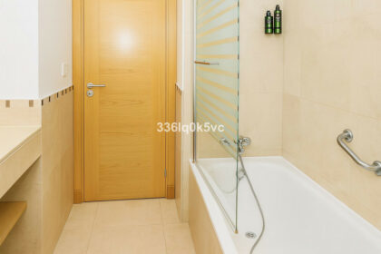 8803a6b88bfb2fd89f51cdc859b378a4 - 9