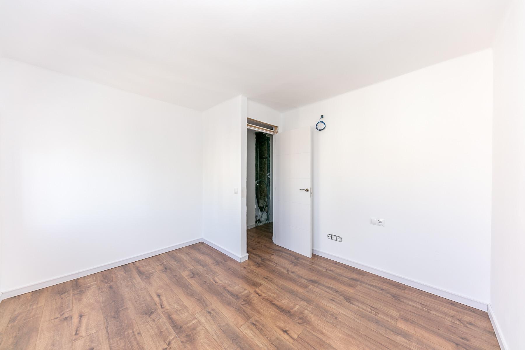 8807ec2d5e0246bffe08b5f54e17565d - 20