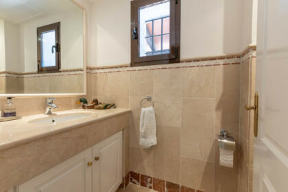 88080b2585c47124732a73c453ae9eff - 26