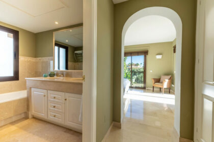 88080b2585c47124732a73c453ae9eff - 32