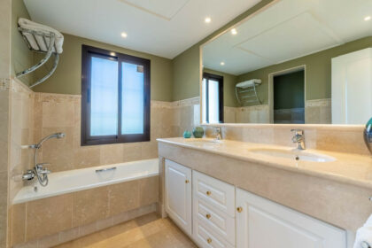 88080b2585c47124732a73c453ae9eff - 41