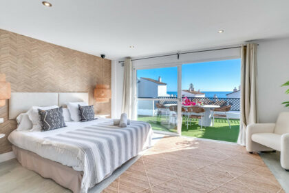 895021c8412313ca57628130adb1b63a - 52