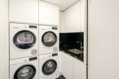 895221a3947384f6bbe7e9456ebf900f - 32