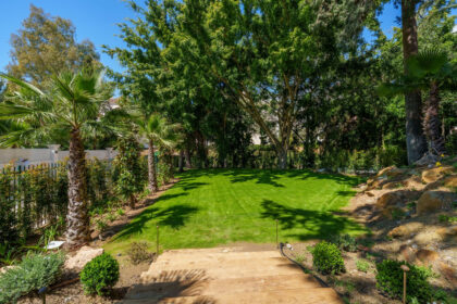 895221a3947384f6bbe7e9456ebf900f - 39