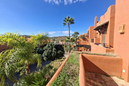 896cf8fb97b185d24f02062637d9d160 - 33