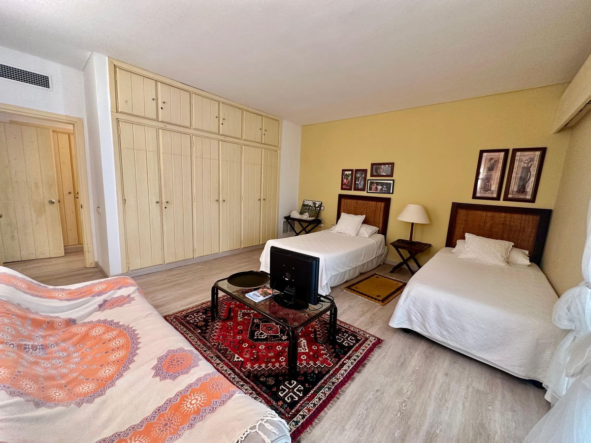 89d74a789448b42f0c3468e8577a925b - 16