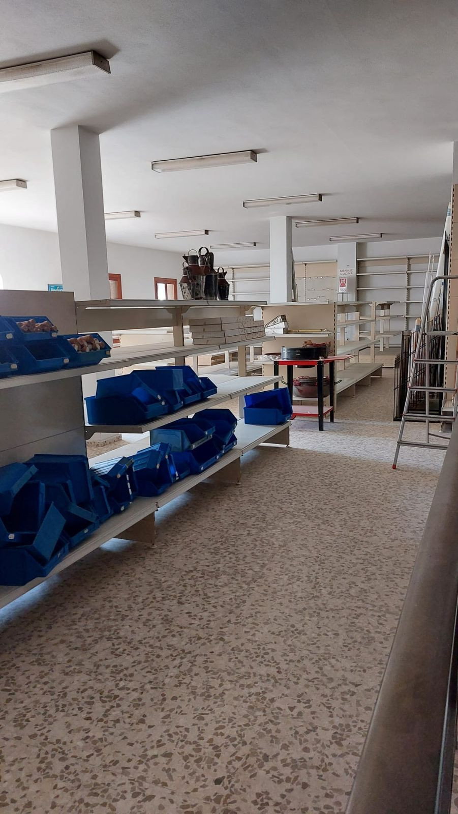 89e398bb7d45f57d635333b2d83596e6 - 4