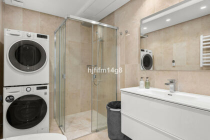 8a18f0e34b9342bc908865137b191208 - 13