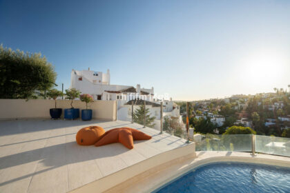 8a18f0e34b9342bc908865137b191208 - 18