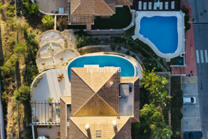 8a18f0e34b9342bc908865137b191208 - 21