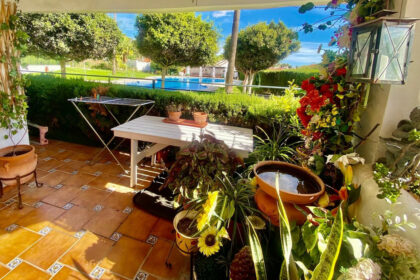 8b302407e5c759f17284f420862331ce - 12