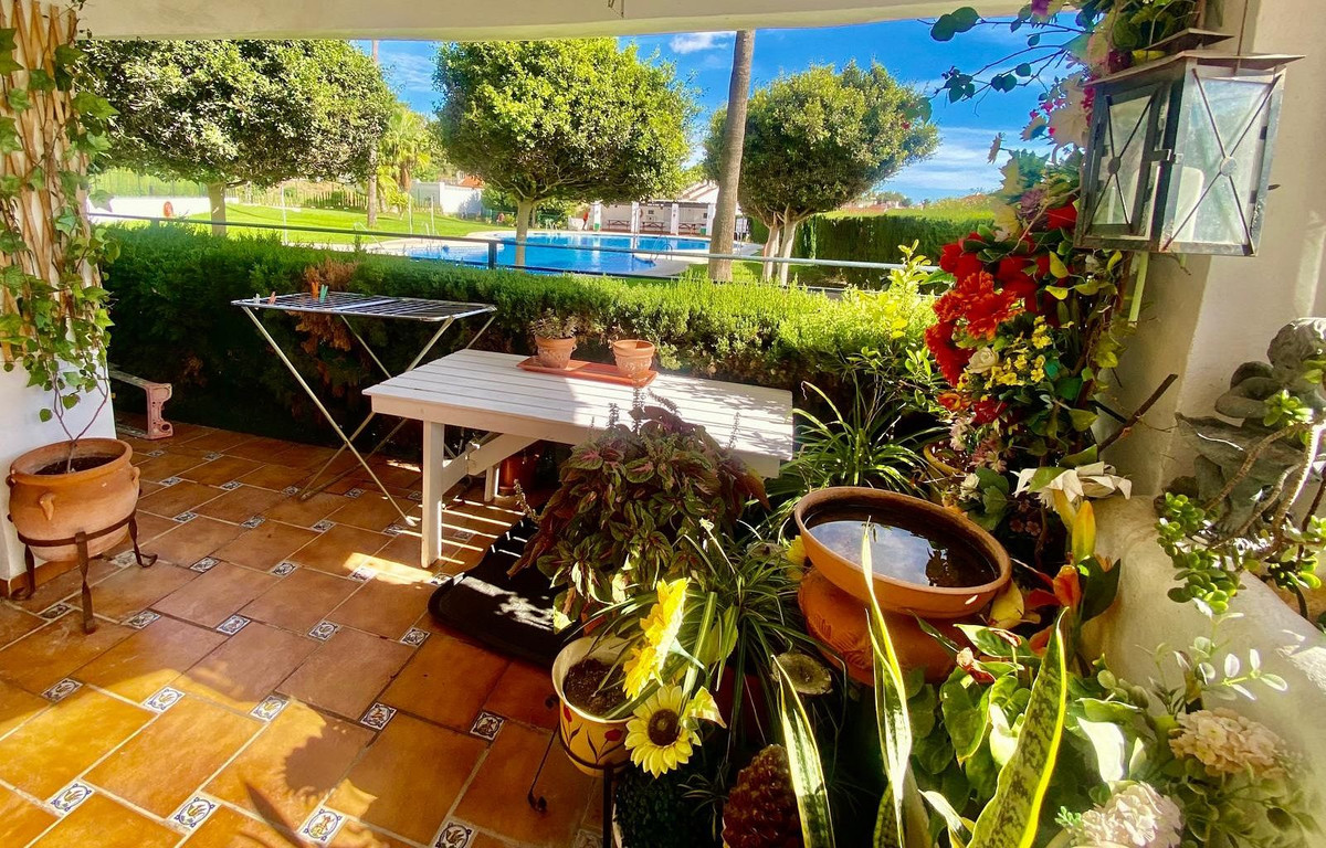 8b302407e5c759f17284f420862331ce - 12