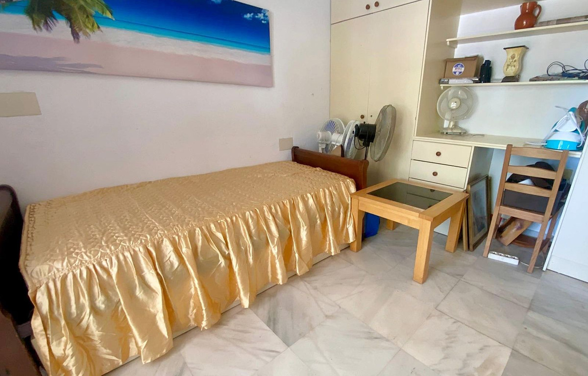 8b302407e5c759f17284f420862331ce - 7