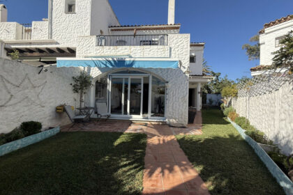 8b41fe39711640dd9a34e83665fa6370 - 10