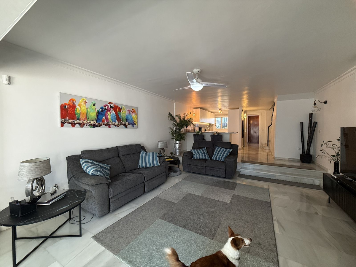 8b41fe39711640dd9a34e83665fa6370 - 20