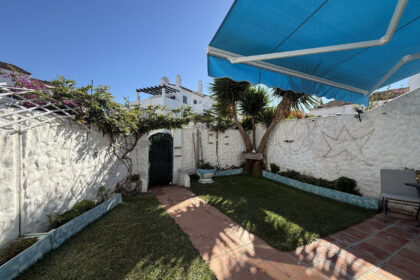 8b41fe39711640dd9a34e83665fa6370 - 23