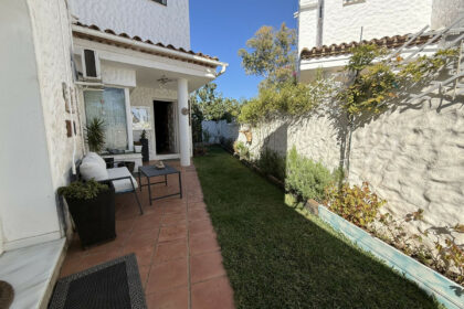 8b41fe39711640dd9a34e83665fa6370 - 25