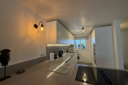 8b41fe39711640dd9a34e83665fa6370 - 8