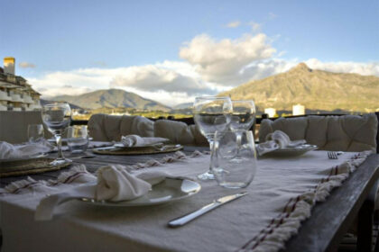 8b634788a5cb432e2a7d09e2accdf920 - 12