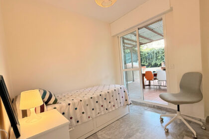 8bfc82ee092e015b57aa5d5f80b738aa - 24