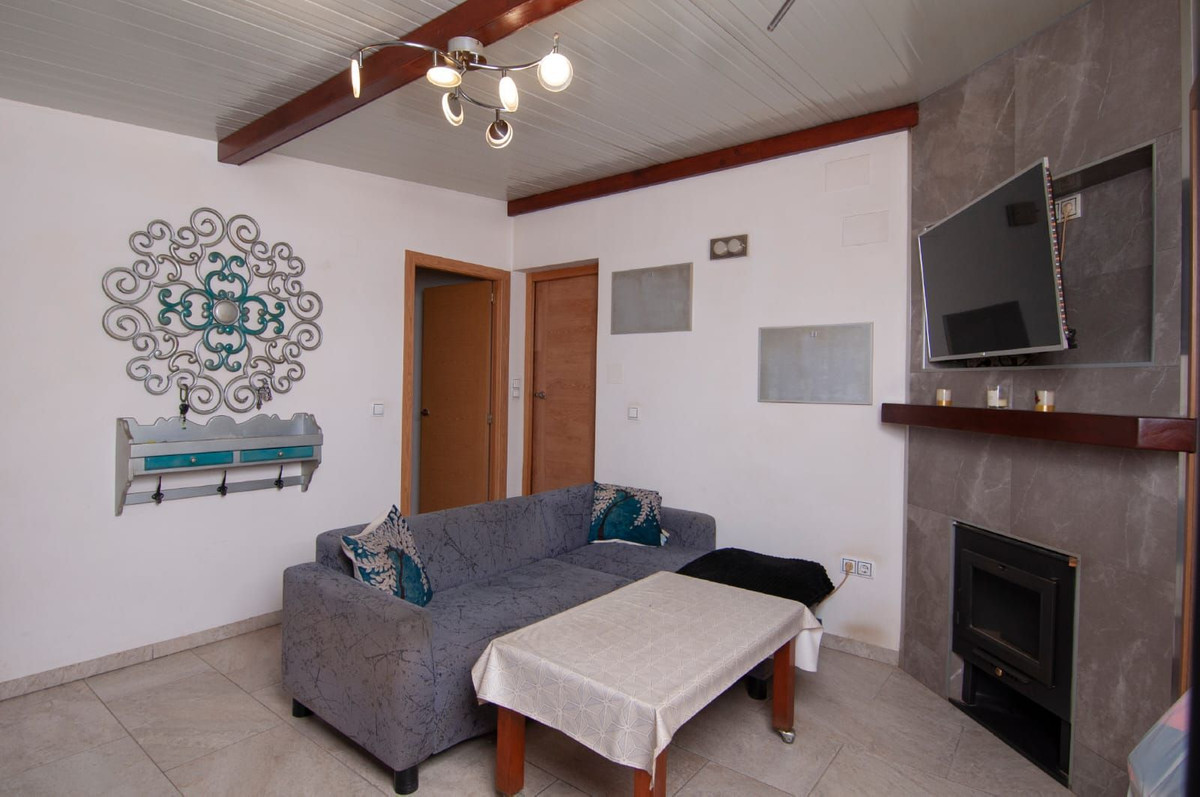 8bffdc5d1237f55450aa7514d3f1571a - 8