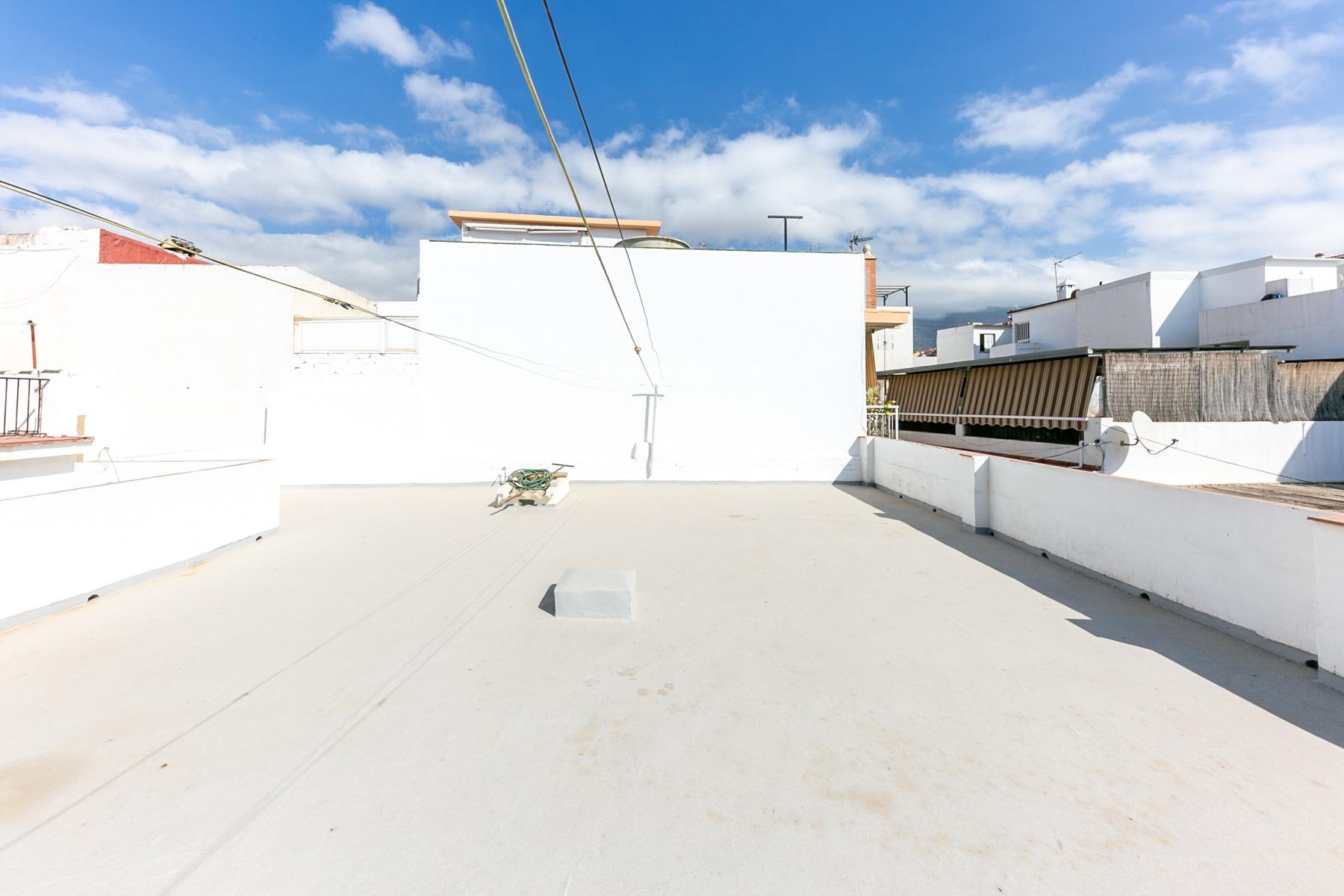 8c081abe99ced93548ba198a90ad56e5 - 28