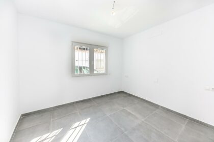 8c081abe99ced93548ba198a90ad56e5 - 34