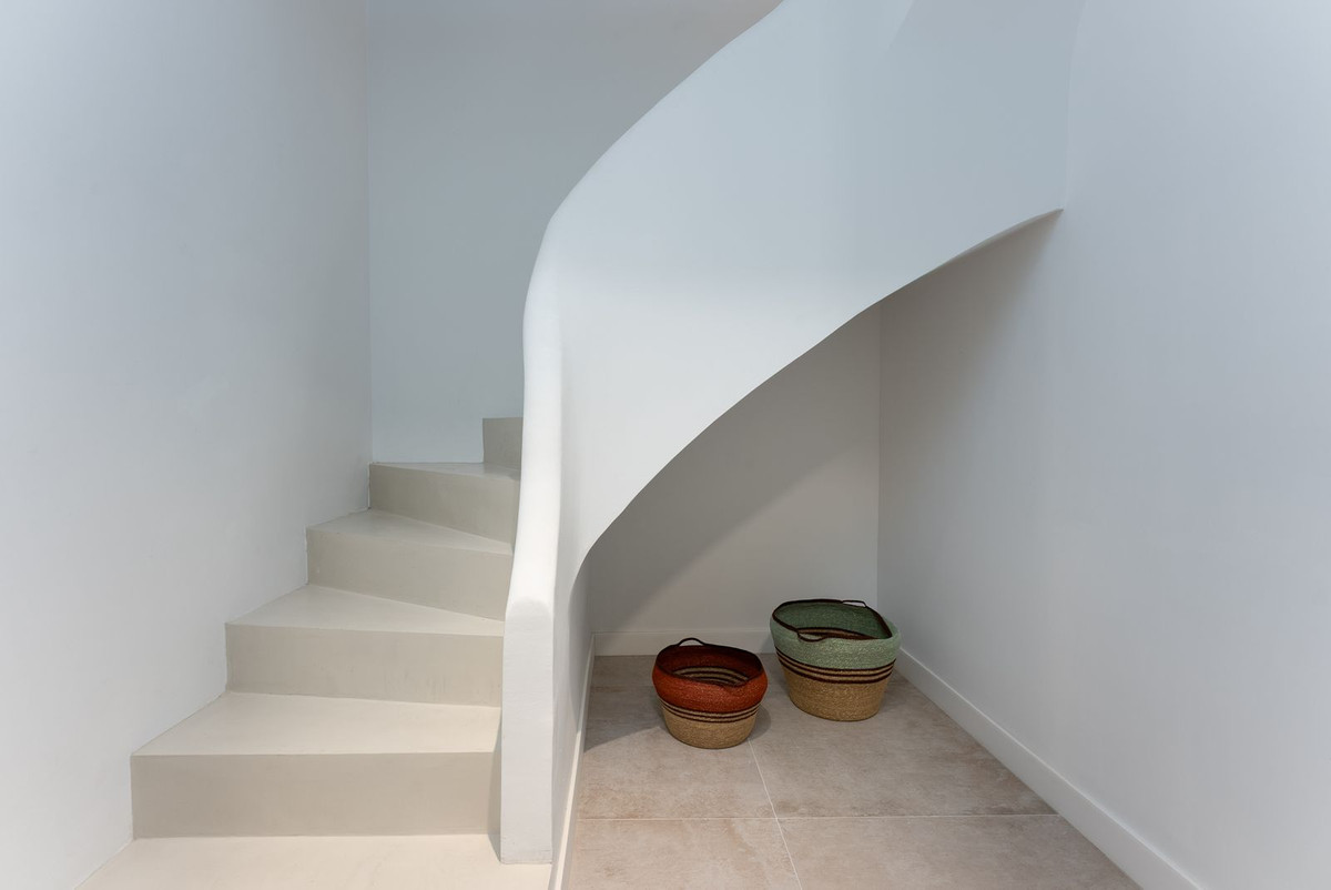 8c0ff1b00700b896f2bd573d06ad8e13 - 25