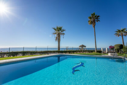 8c0ff1b00700b896f2bd573d06ad8e13 - 31