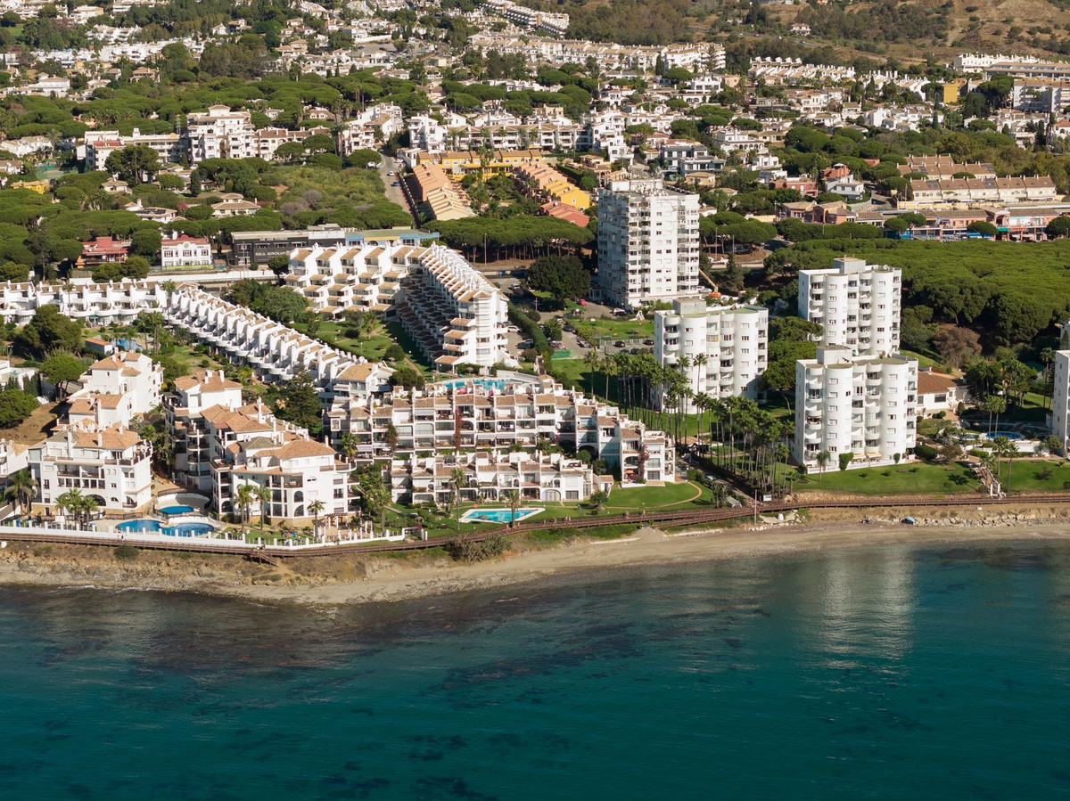 8c0ff1b00700b896f2bd573d06ad8e13 - 45