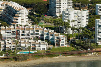 8c0ff1b00700b896f2bd573d06ad8e13 - 46