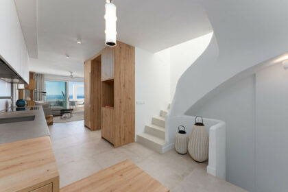 8c0ff1b00700b896f2bd573d06ad8e13 - 7