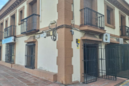 8c840ea1f5681b6a5583995645fae713 - 4