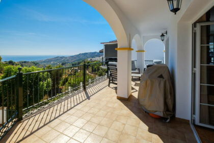 8c85808eae1602b1ebebe1650f832151 - 11