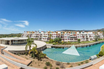 8c9701939f3b9c2b042eab23120055b7 - 29