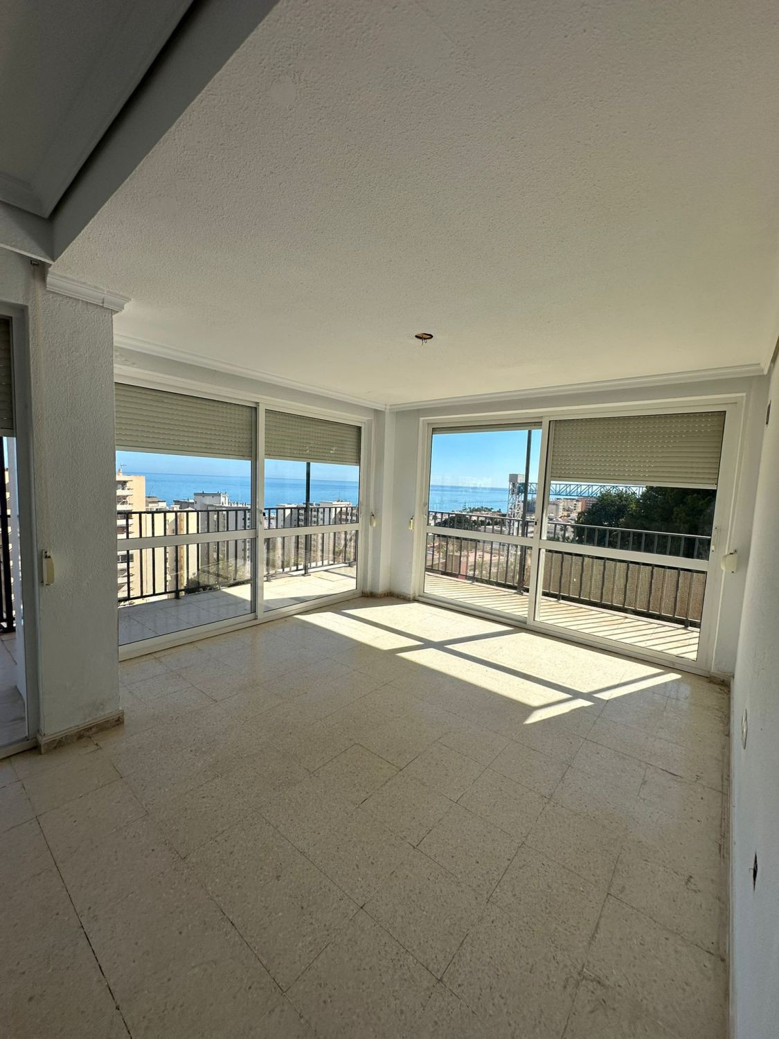 8d137c419c508946e1071709fb04bccc - 14