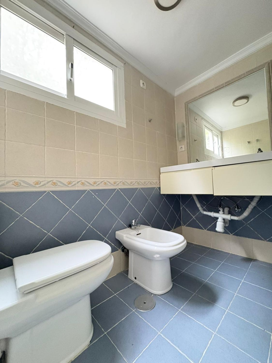 8d137c419c508946e1071709fb04bccc - 23