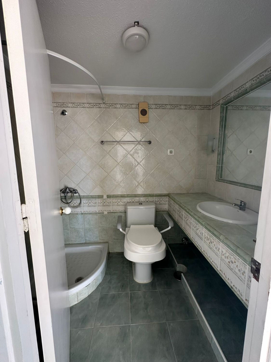 8d137c419c508946e1071709fb04bccc - 29